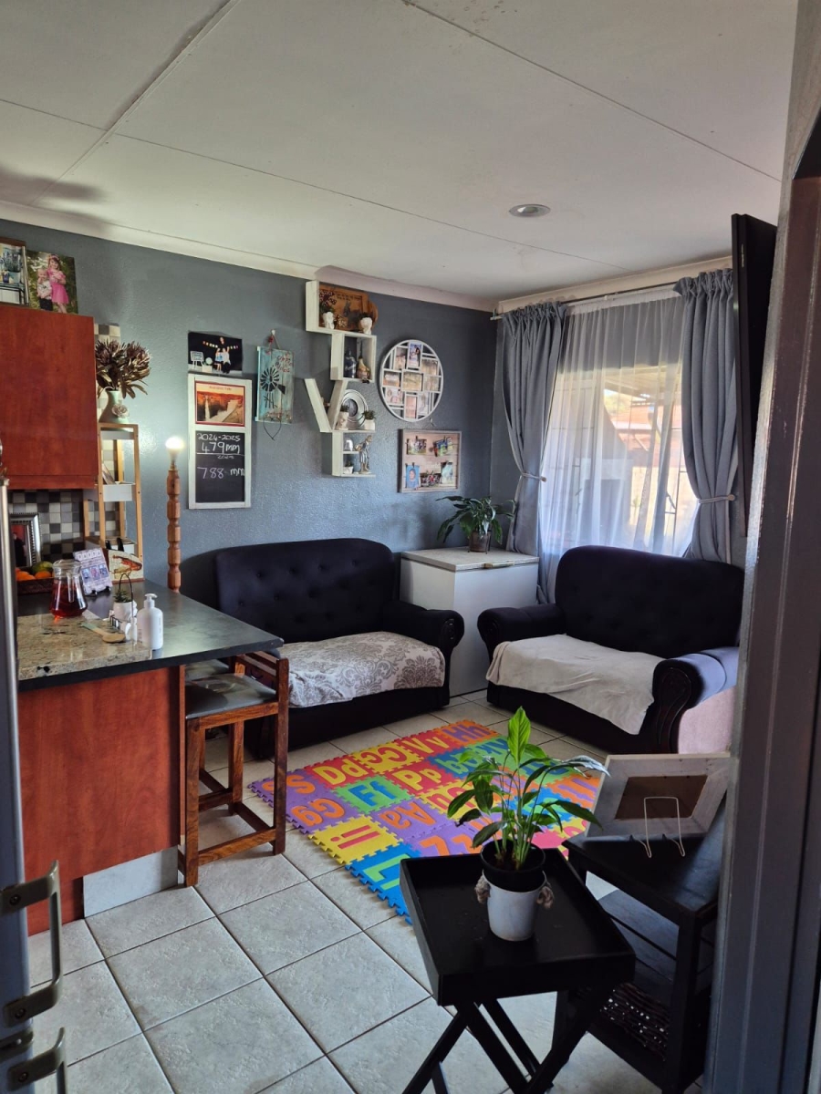 To Let 2 Bedroom Property for Rent in Kathu Northern Cape